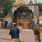 यूपी में मंदिरों, धार्मिक स्थलों की बढ़ाई जा रही सुरक्षा