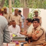पुलिस क्षेत्राधिकारी सुनील दत्त दुबे के मौजूदगी में निःशुल्क स्वास्थ्य परीक्षण कैंप का हुआ आयोजन