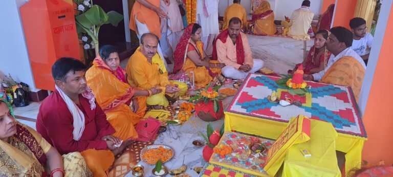श्री चंडी माता मंदिर में वेदी पूजन के साथ शत चंडी महायज्ञ आरम्भ