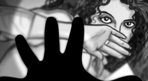 शर्मसार: पुलिस निरीक्षक पर सौतेली बेटियों के साथ दुष्कर्म का आरोप, पत्नी ने की CBI जांच की मांग