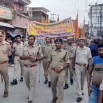 सिसवा में निकली गणेश प्रतिमा विसर्जन की जुलूस, भारी पुलिस बल तैनात