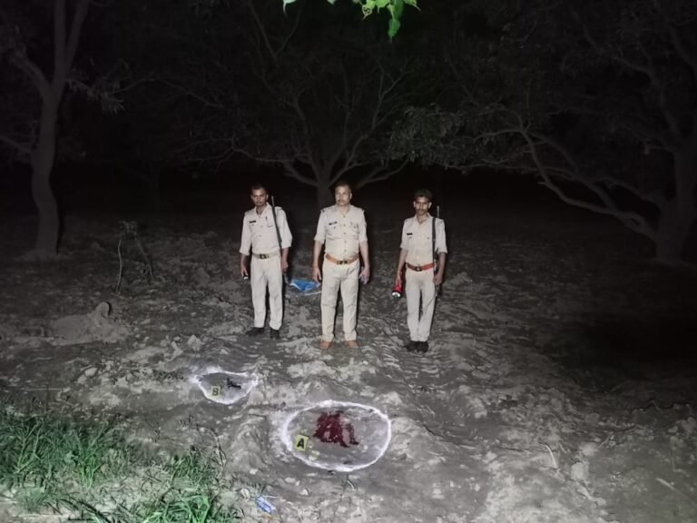 पुलिस मुठभेड़ में 2 कुख्यात गौतस्कर गिरफ्तार, अवैध असलहा, कारतूस व चाकू बरामद