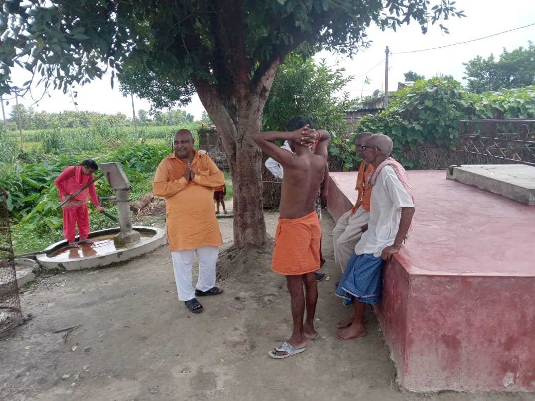 सिसवा नगर पालिका: अध्यक्ष पद की लड़ाई में नागेन्द्र मल्ल भी आये सामने, समर्थकों के साथ जनसम्पर्क में लगे