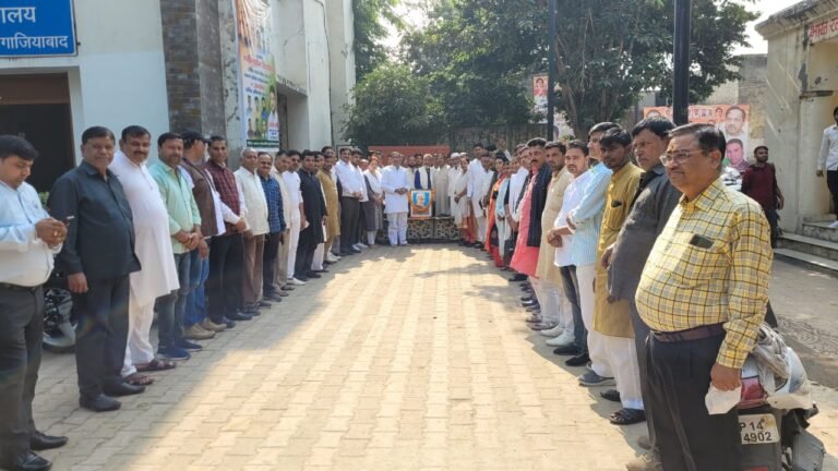 देश की आजादी में जवाहरलाल नेहरू का अनमोल योगदानः लोकेश चौधरी