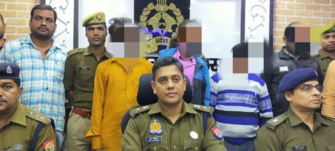 Maharajganj: पुलिस ने चार अन्तरजनदीय वाहन चोरों को किया गिरफ्तार, 18 मोटर साइकिल व देशी चमन्चा 12 बोर मय जिन्दा कारतूस बरामद