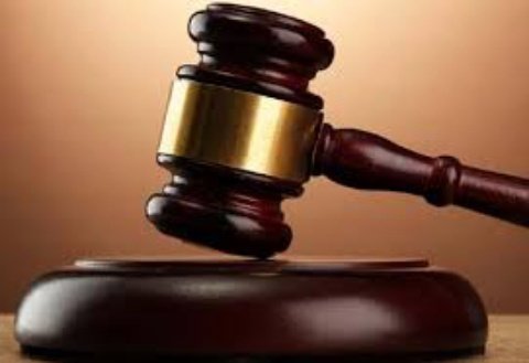 Breaking: सिसवा के युवक को हुई 10 साल की सजा, दहेज के लिए पत्नी को जला कर मारने का मामला