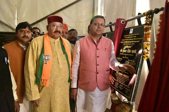 CM पुष्कर सिंह धामी ने चौबट्टाखाल, पौड़ी में 129 करोड़ 11 लाख 74 हजार रुपए की 22 योजनाओं का किया लोकार्पण व शिलान्यास
