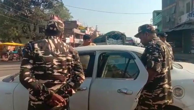 Maharajganj की बड़ी खबरः कार की डिग्गी से मिले 68 लाख रुपये, चालक हिरासत में, पूछताछ जारी