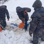 Avalanche in Nepal नेपाल में हिमस्खलन, चार महिलाएं और एक पुरुष लापता