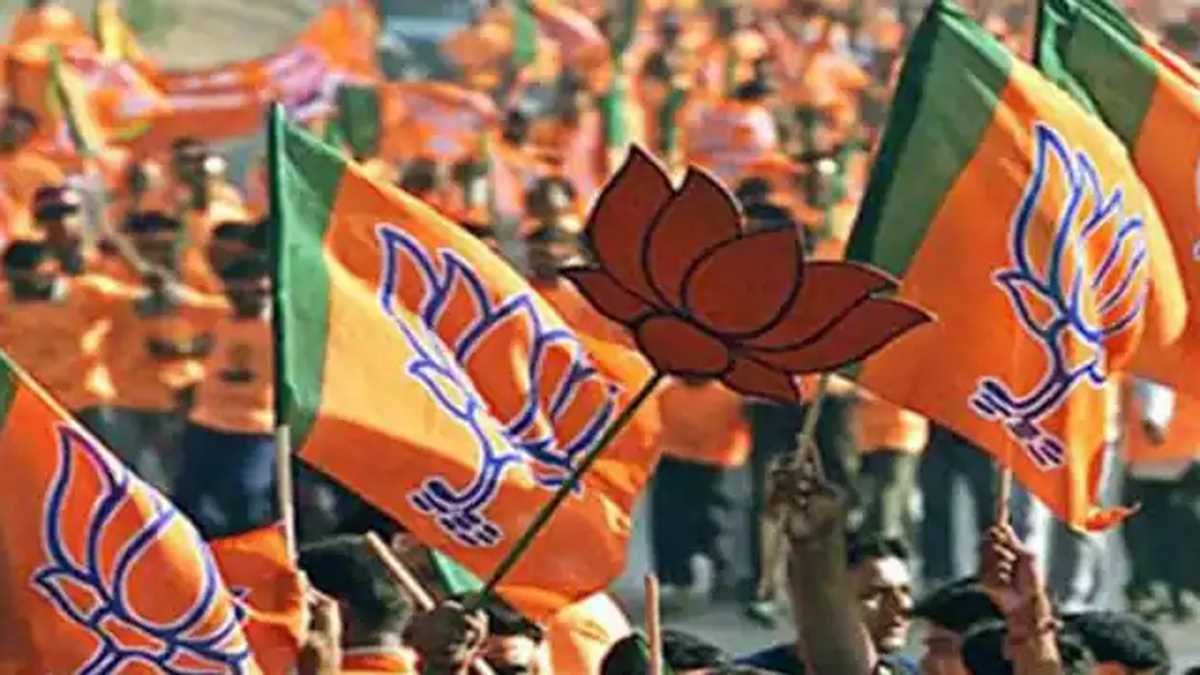 BJP Booth President Murdered- भाजपा के बूथ अध्यक्ष की हत्या, इलाके में तनाव