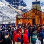 Weather Update: Heavy snowfall in Kedarnath Dham केदारनाथ धाम में भारी बर्फबारी, टूटे दर्जनों टेंट