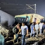 Odisha Train Accident: जिन्दा लौटे यात्रियों ने बताया मौत को करीब से देखने का खौंफनाक अनुभव