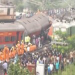 Odisha Train Accident ओडिशा ट्रेन हादसा, किसी का हाथ पड़ा था डिब्बे में तो, किसी का पैर, लोग बचाओ-बचाओ चिल्ला रहे थे