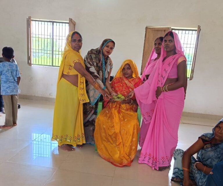 Maharajganj: सेवा भारती के तत्वाधान में सुपोषण माह के अंतर्गत गर्भवती महिलाओ कों किया गया जागरूक
