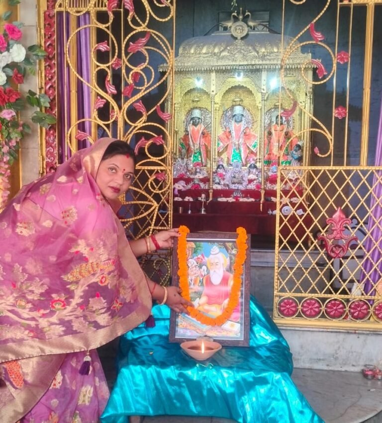 Siswa- महर्षि वाल्मीकि जयंती पर नगर पालिका परिषद ने श्रीराम जानकी मंदिर में रामायण पाठ का किया आयोजन