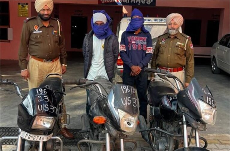 पुलिस ने चोरी की 3 मोटरसाइकिलों के साथ दो को किया गिरफ्तार