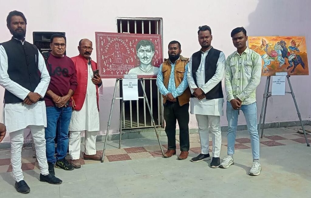 समाजसेवियों एवं कवियों ने पंडित राम प्रसाद बिस्मिल की प्रतिमा पर माल्यार्पण कर किया श्रद्धांजलि अर्पित
