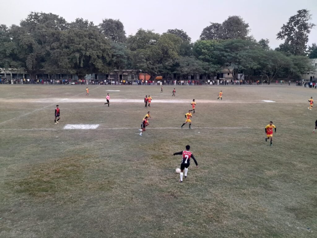 Attack Sporting Club All India Football Competition- गोरखपुर पुरुष व बिहार की महिला टीम ने जीता फुटबॉल का उद्घाटन मैच