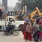 Bulldozer run in Gorakhpur - Gorakhpur में चला बुलडोजर- नगर निगम ने मुक्त कराई 100 करोड़ की जमीन