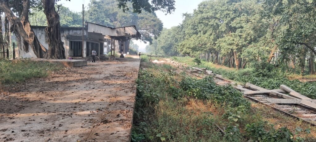 Chhitauni-Tamkuhi Rail Project - छितौनी-तमकुही रेल परियोजना- खूब छला नेताओ ने, मिलता रहा आश्वासन, नही मिला पैसा