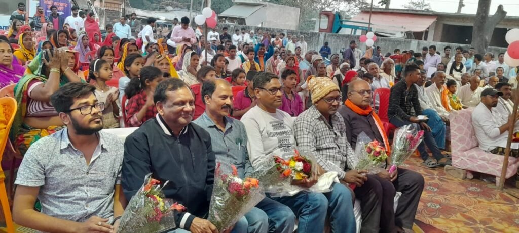 Vikasit Bharat Sankalp Yatra- प्रत्येक वर्ग के लोगों को लाभ पहुंचाने के लिए कटिबंध है सरकार: शकुंतला जायसवाल