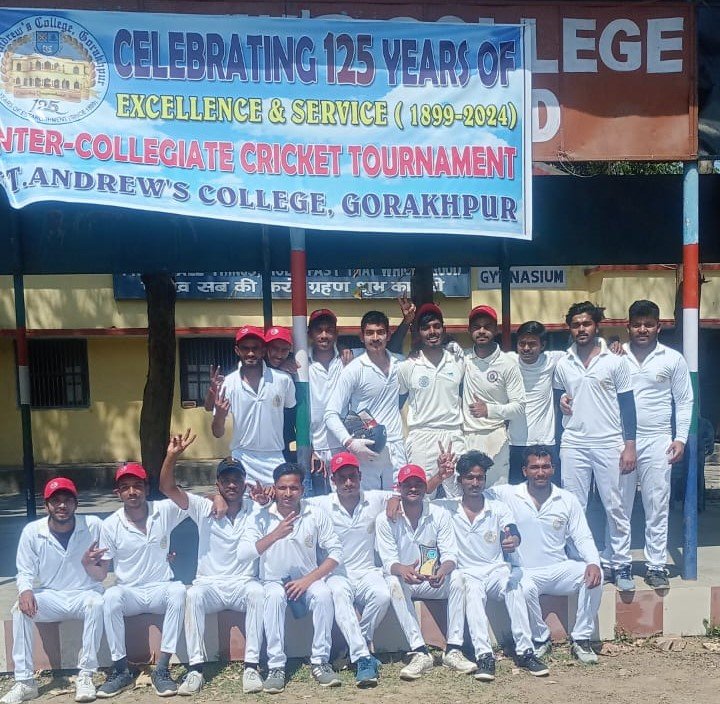 Gorakhpur- महात्मा गांधी पी0जी कालेज ने दिग्विजयनाथ पी0जी0 कॉलेज को 40 रनों से पराजित कर टूर्नामेन्ट का जिता तीसरा मैच