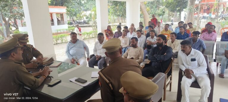 Maharajganj- कोठीभार पुलिस ने की बैठक, सड़को पर नही बजेगा DJ, चुनाव आयोग के निर्देशों का करें पालन