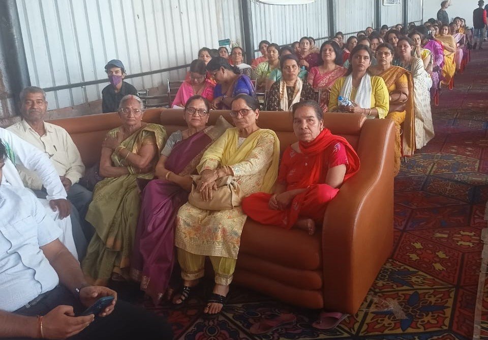 Gorakhpur News- सेवानिवृत शिक्षक सम्मान समारोह का हुआ आयोजन