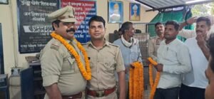सिसवा पुलिस चौकी प्रभारी राजेंद्र कुमार सिंह की हुई विदाई