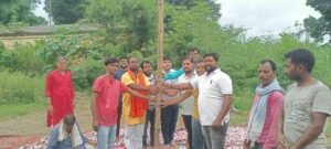 श्री बाल दुर्गा पूजा सेवा समिति द्वारा भूमि पूजन के साथ दुर्गा पंडाल निर्माण कार्य का हुआ शुभारम्भ