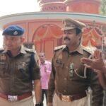 कोठीभार थाना पहुँचे पुलिस अधीक्षक सोमेंद्र मीना, थाने के नवनिर्मित मुख्य गेट का किया लोकार्पण, गरीब असहाय व चौकीदारों को बांटा कम्बल