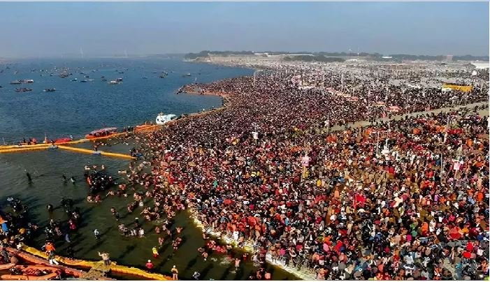 Yogi cabinet meeting in Maha Kumbh - पुलिस महानिदेशक पहुंचे महाकुंभ, सुरक्षा व्यवस्था का किया निरीक्षण, लगाई आस्था की डुबकी