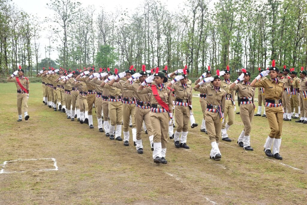 NCC के शिविर CATC - 153 में कैडेट्स की ड्रिल टेस्ट प्रतियोगिता और स्वास्थ्य प्रशिक्षण दिया गया