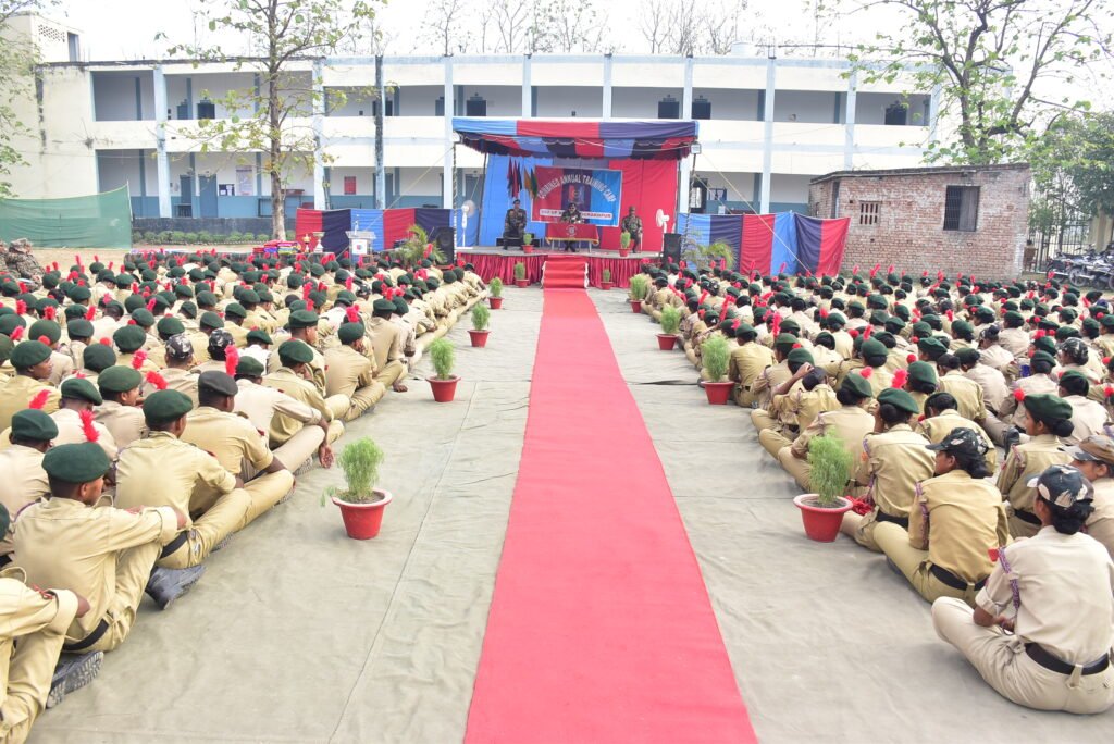 कैडेट्स होने के नाते देशहित सर्वाेपरि- कर्नल मानसिंह