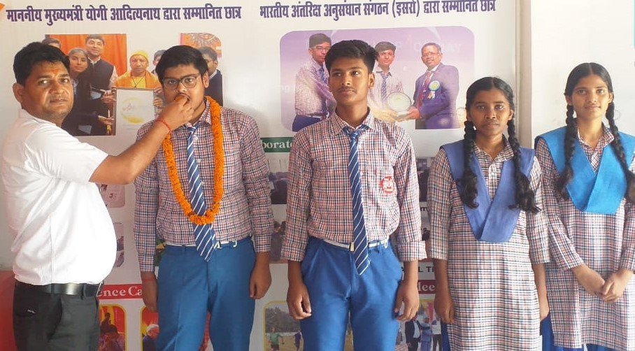 CBSE Board 10th & 12th Result 2025: स्टर्लिंग पब्लिक स्कूल में शत-प्रतिशत परीक्षाफल