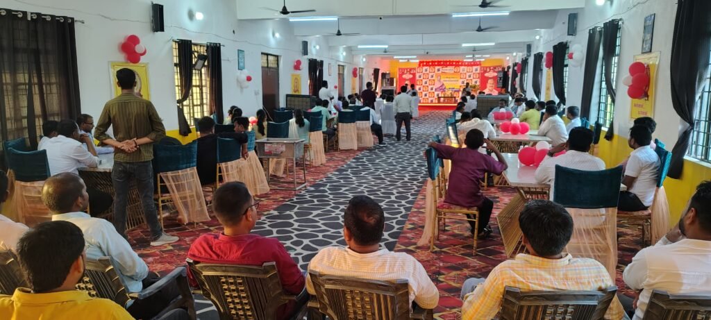 सरस्वती देवी महाविद्यालय में शिक्षक संवाद एवं शिक्षक सम्मान समारोह का हुआ आयोजन