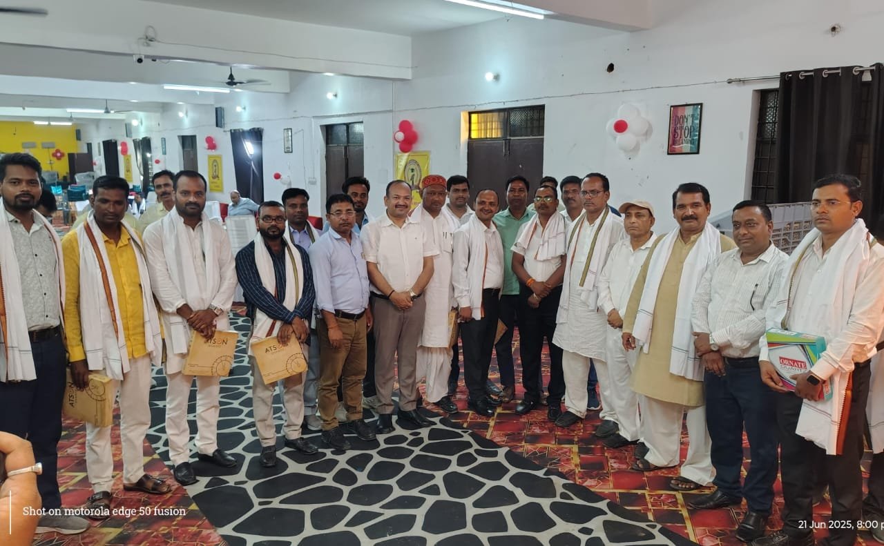 सरस्वती देवी महाविद्यालय में शिक्षक संवाद एवं शिक्षक सम्मान समारोह का हुआ आयोजन