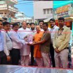 सिसवा में HDFC बैंक द्वारा लोन मेला आयोजित, नगर पालिका अध्यक्ष प्रतिनिधि गिरजेश जायसवाल रहे मुख्य अतिथि
