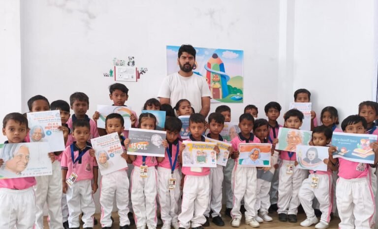 केबीएस यूनिक स्कूल के होनहार बच्चों ने मनाया एपीजे अब्दुल कलाम की जयंती