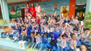 स्टर्लिंग पब्लिक सीनियर सेकेंडरी स्कूल में हर्षोल्लास के साथ मनाया गया बाल दिवस