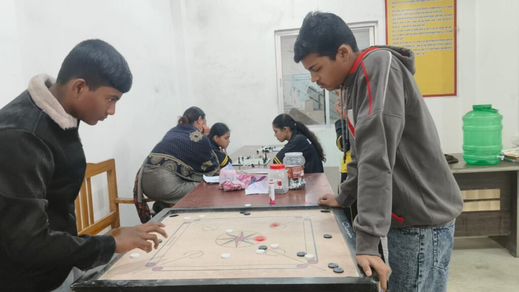 RPIC स्कूल में खेलकूद के दूसरे दिन रहा येलो हाऊस का दबदबा