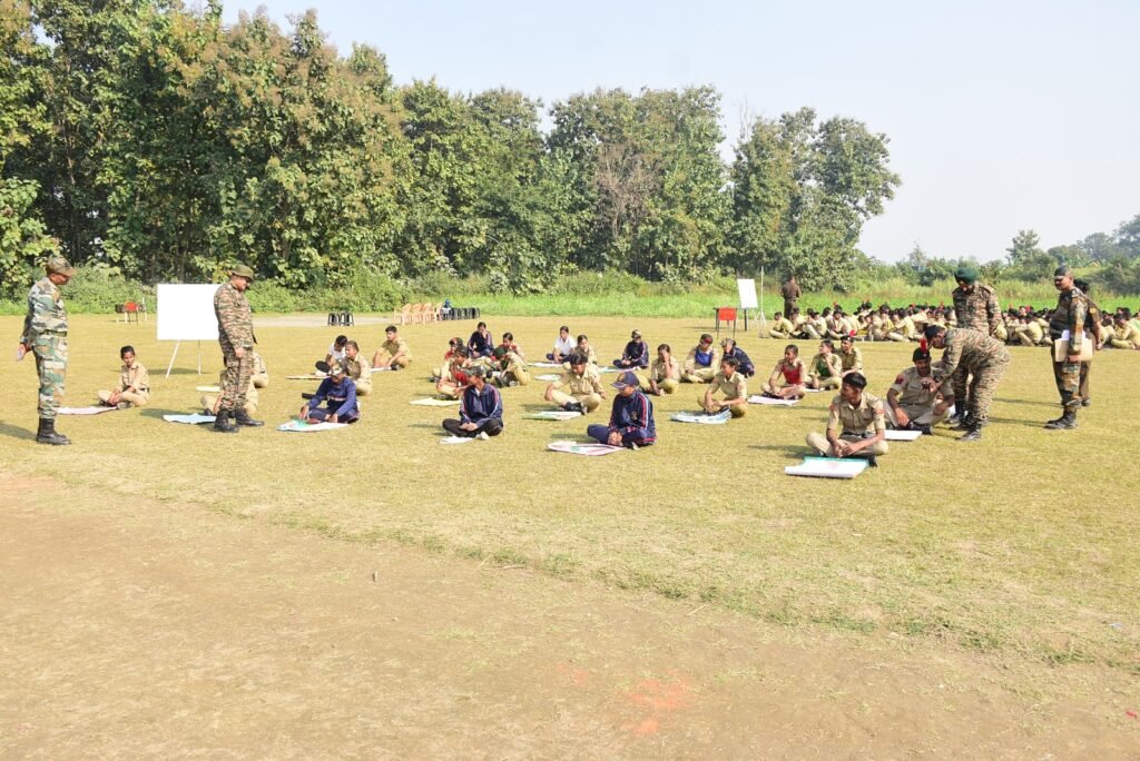 102 बटालियन NCC शिविर का चौथा दिन, कैडेट्स को दिया गया मूलभूत मिलिट्री प्रशिक्षण