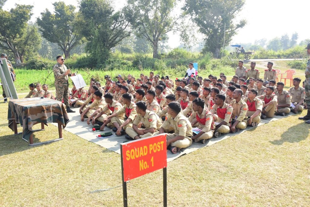 102 बटालियन NCC शिविर का चौथा दिन, कैडेट्स को दिया गया मूलभूत मिलिट्री प्रशिक्षण