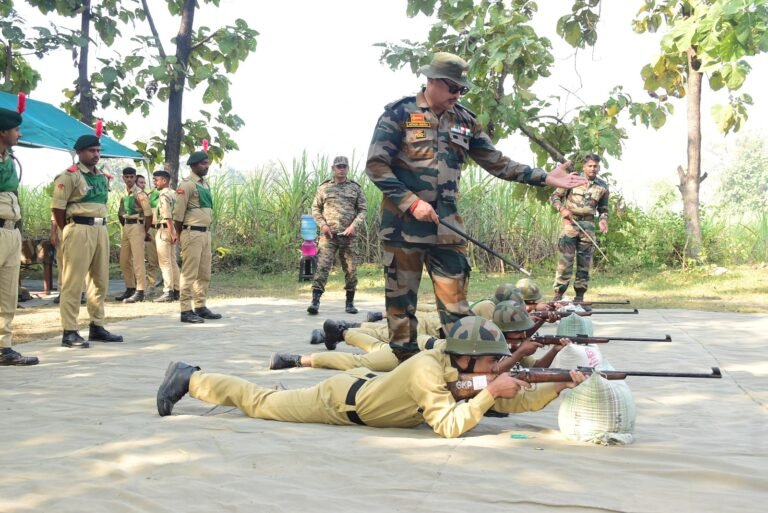 संयुक्त वार्षिक प्रशिक्षण शिविर के पांचवे दिन NCC कैडेट्स ने सिखा शस्त्र, मैप और सैन्य, स्वास्थ्य जीवन का पाठ