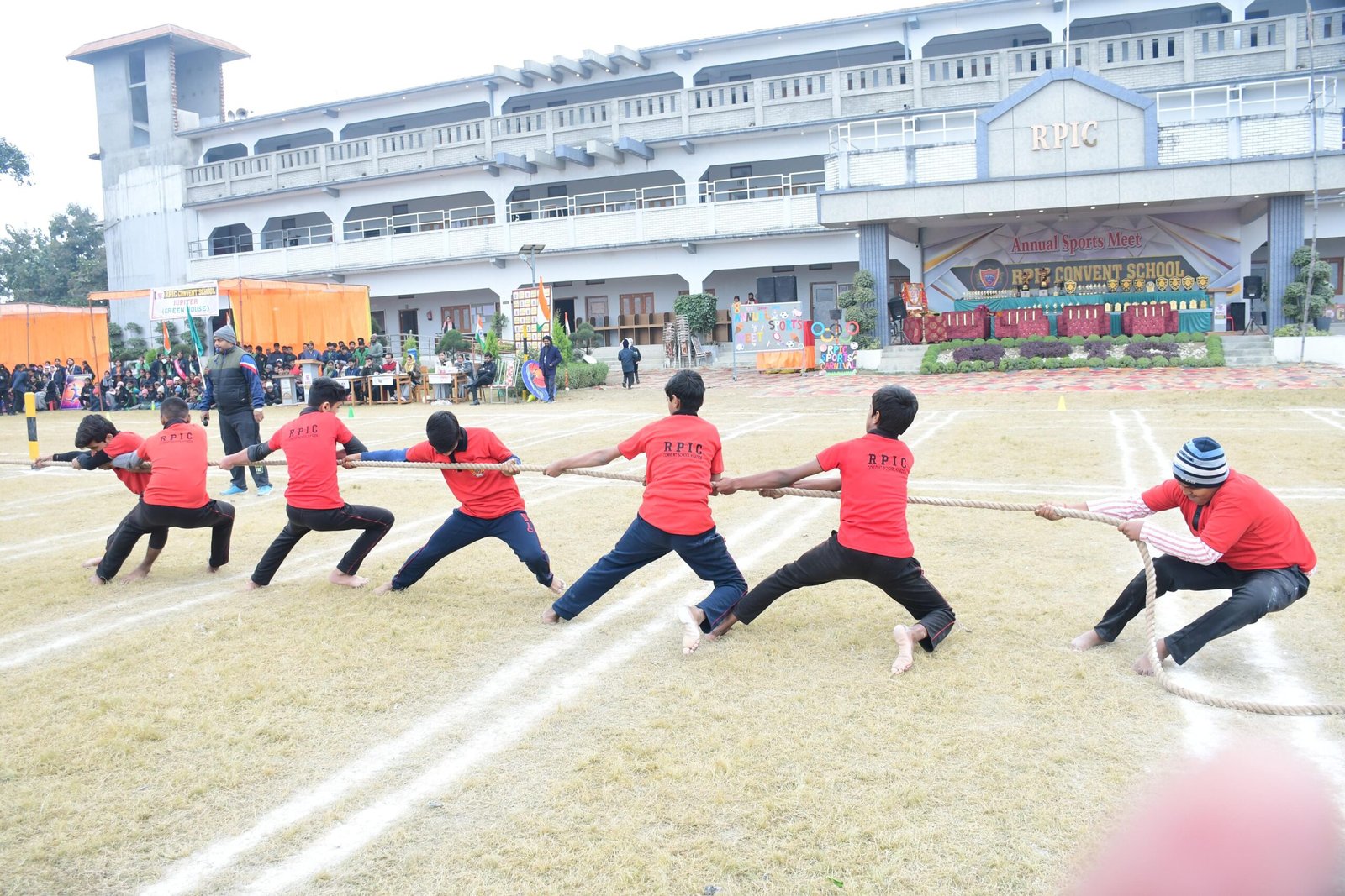 RPIC कॉन्वेंट स्कूल में खेल महाकुंभ का दूसरा दिन बना जोश, जुनून और जज़्बे का संगम