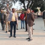 Maharajganj - जिलाधिकारी एवं मुख्य विकास अधिकारी ने गुरु गोरक्षनाथ मंदिर का किया निरीक्षण, दिए आवश्यक दिशा-निर्देश