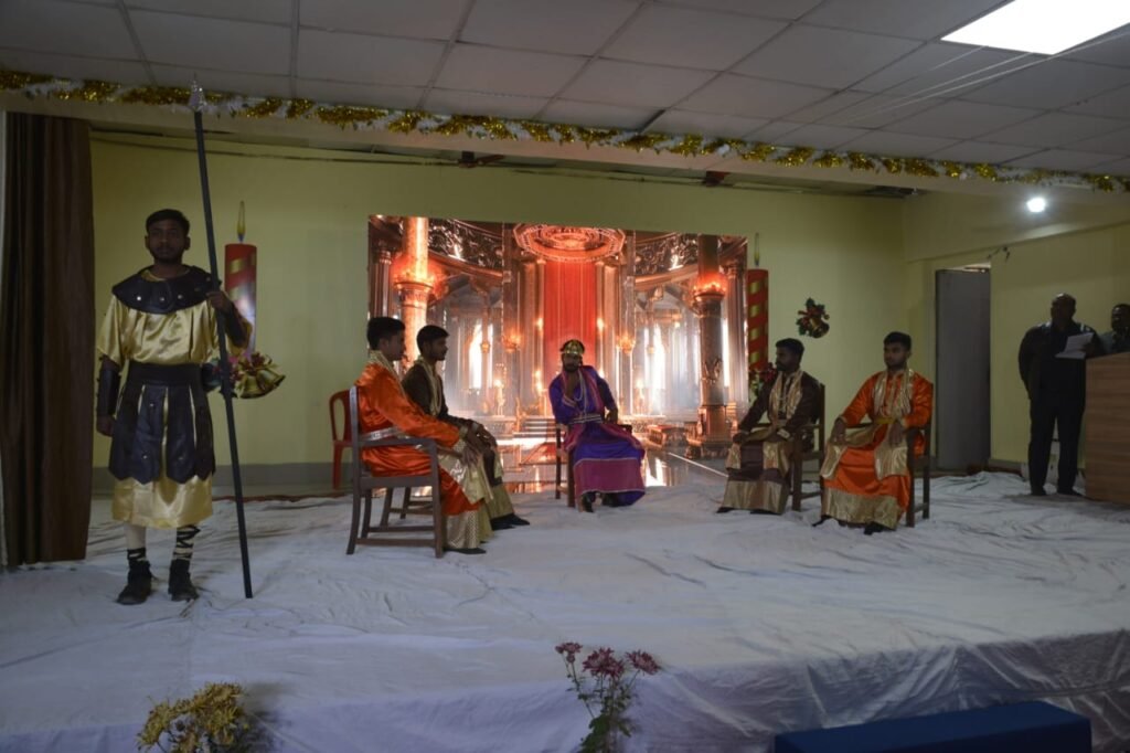 Gorakhpur News - सेण्ट ऐण्ड्रयूज कॉलेज में "मैरी क्रिसमस" समारोह कार्यक्रम का हुआ आयोजन