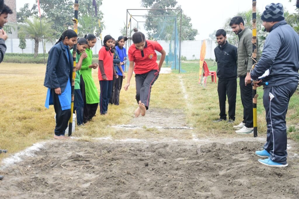 आर.पी.आई.सी. कॉन्वेंट स्कूल में वार्षिक खेलकूद प्रतियोगिता का भव्य शुभारंभ