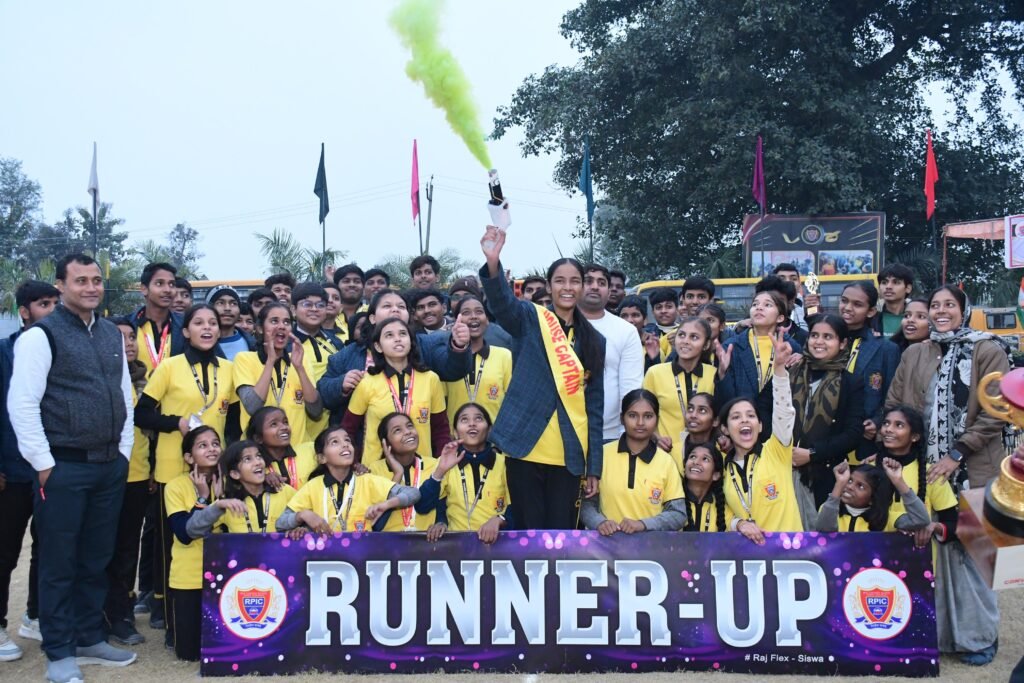 Kushinagar News- RPIC कॉन्वेंट स्कूल में वार्षिक खेल उत्सव का भव्य समापन, ब्लू हाउस रहा चौंपियन