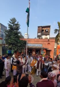 सिसवा नगर पालिका में देशभक्ति का जश्न, अध्यक्ष शकुंतला जायसवाल ने फहराया तिरंगा
